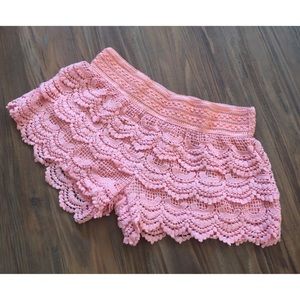 NWOT Tiered Crochet Shorts